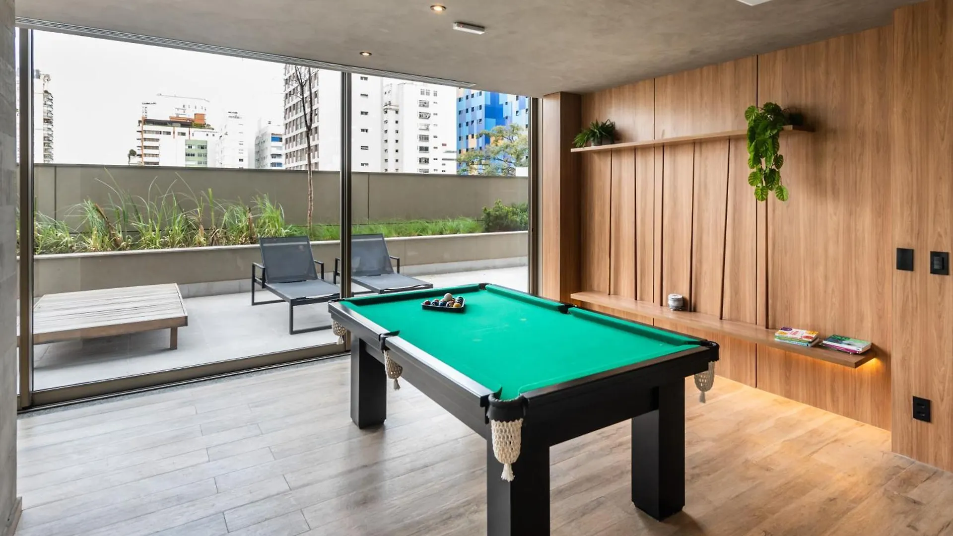 Ma64 - Novo Bhaus Jardins | Oscar Freire | Metro Apartment Sao Paulo
